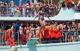 large group charter tour